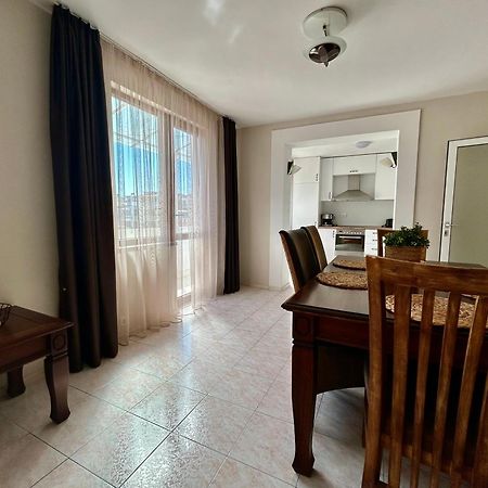 Fenix 2 Bedroom Apartment Varna Center 外观 照片