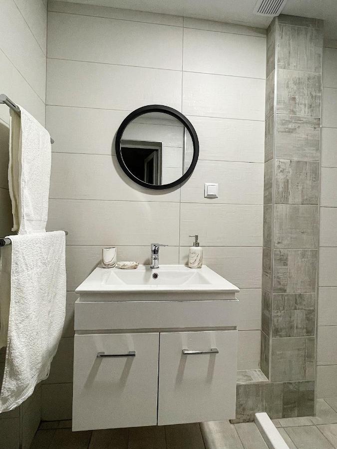 Fenix 2 Bedroom Apartment Varna Center 外观 照片