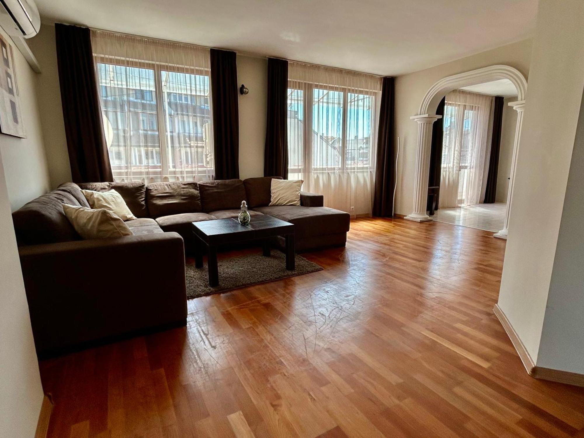 Fenix 2 Bedroom Apartment Varna Center 外观 照片