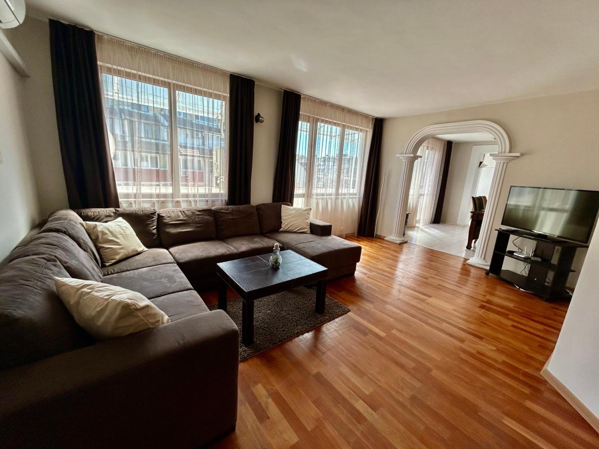 Fenix 2 Bedroom Apartment Varna Center 外观 照片